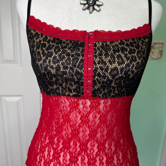 Sold - Picture 3 of 8